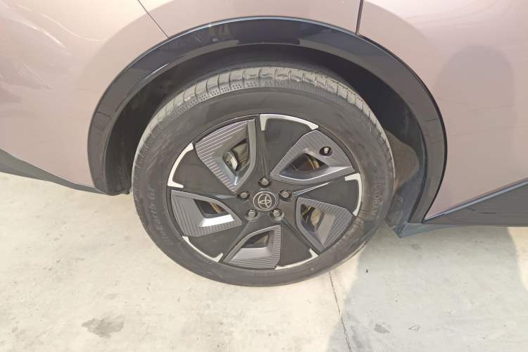 Used Toyota bZ3 2023 616 km Long-Range Premium