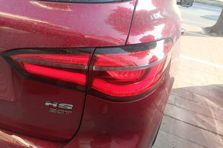 Used MG HS 2018 20T Automatic Two-Wheel Drive Hormone Passion Edition China V Standard