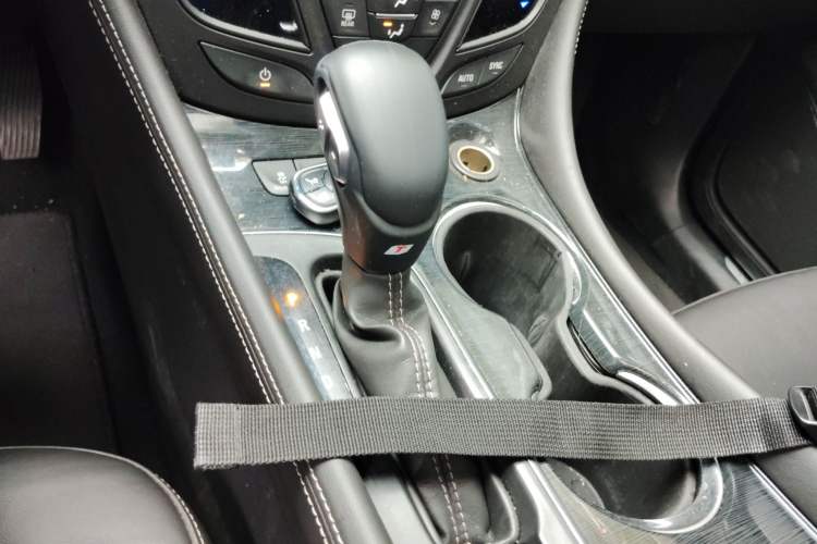 Used Buick Envision 2017 28T Four-Wheel Drive Elite Model
