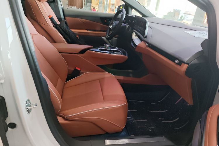 Used Cadillac OPTIQ 2024 Four-Wheel Drive Long-Range Version
