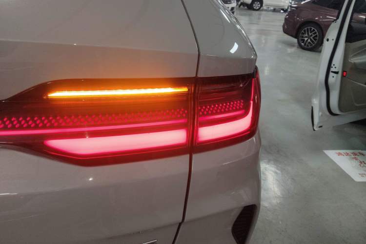 Used BYD Song PLUS New Energy 2025 DM-i Intelligent Driving 160KM Flagship Model
