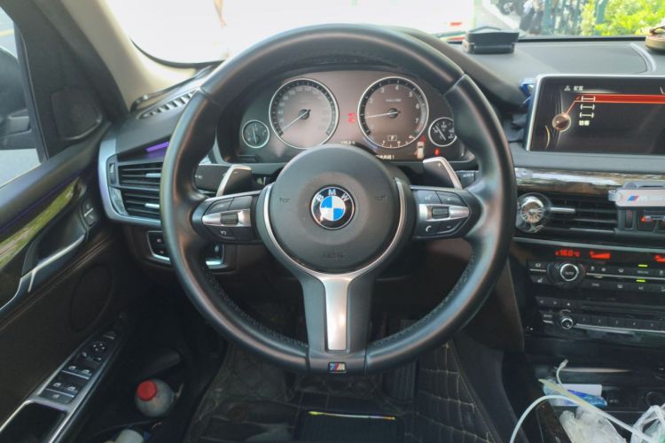 Used BMW X5 2015 xDrive28i
