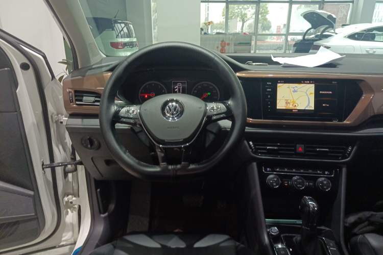 Used Volkswagen Tharu 2020 280TSI Two-Wheel Drive Luxury Plus Version China VI Standard