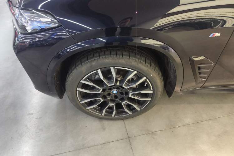 Used BMW X5 2023 xDrive 40Li M Sport Night Edition Package