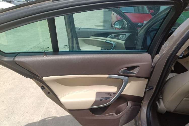 Used Buick Regal 2015 2.0L Elite Fashion Edition
