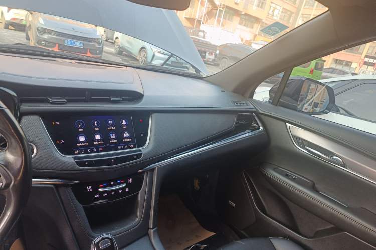 Used Cadillac XT6 2021 28T Six-Seater Fashion Edition
