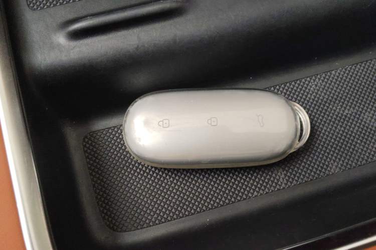 Used Li Auto L8 2024 Pro Model
