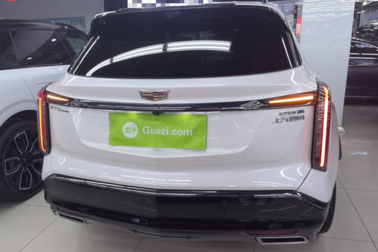 Used Cadillac XT5 2025 2.0T Platinum Edition
