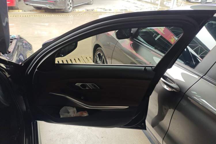 Used BMW 3 Series 2023 320Li M Sport Package
