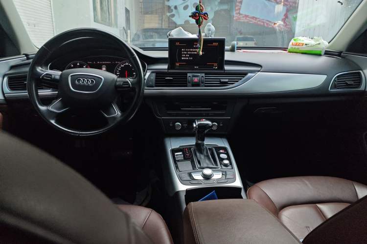 Used Audi A6L 2014 TFSI Comfort Model
