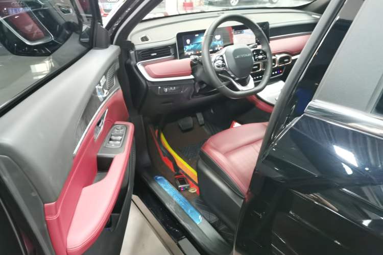 Used JETOUR X70 PLUS 2025 Champion Edition 1.5T DCT Champion MAX+ 5-seater
