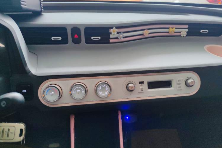 Used Wuling Hongguang MINIEV 2021 Macaron Fashion Edition Lithium-Ion Battery