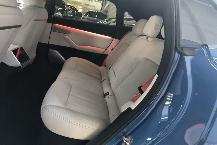 Used ONVO L60 2024 60 kWh All-Wheel Drive
