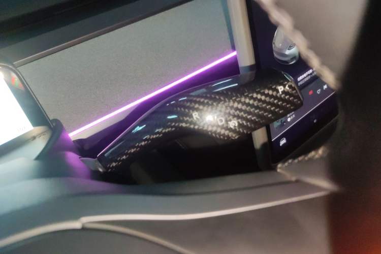 Used Tesla Model Y 2023 Rear-Wheel-Drive Version
