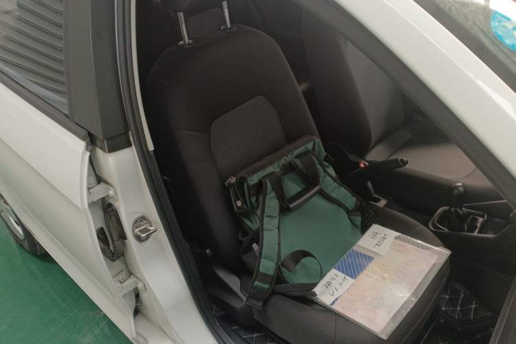 Used Volkswagen Jetta 2017 1.5L Manual Fashion Edition