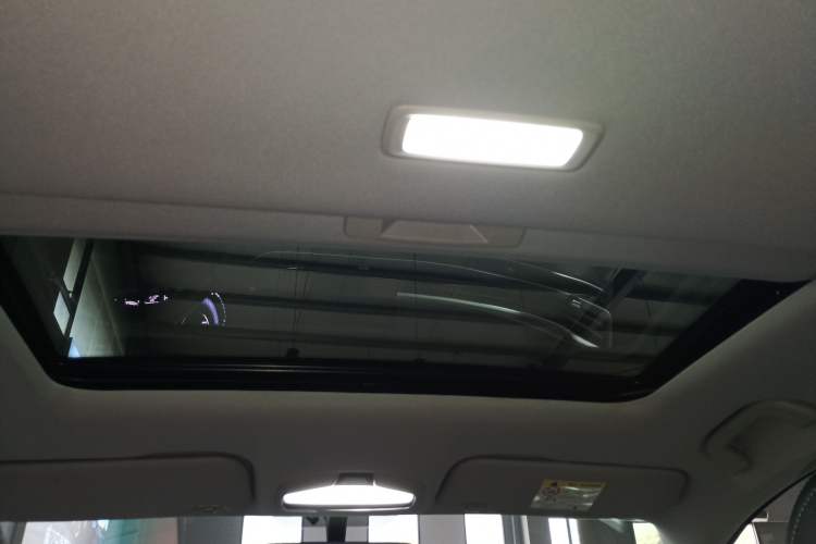 Used Geely Auto Emgrand 2023 4th Generation Champion Edition 1.5L CVT Prestige Model
