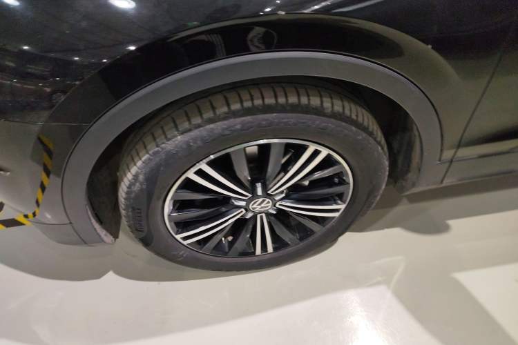 Used Volkswagen Tiguan L 2021 330TSI Automatic Two-Wheel Drive Comfort Edition
