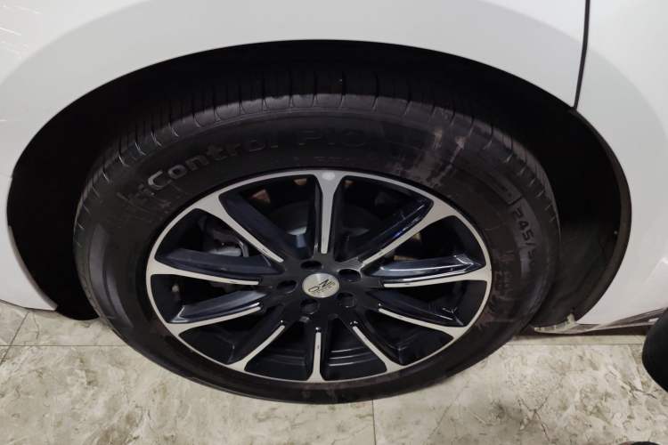 Used Hima Luxeed S7 2024 Max
