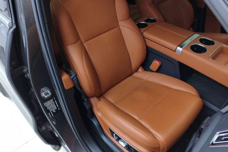 Used Li Auto L8 2023 Air model