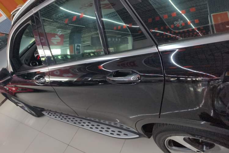 Used Mercedes-Benz GLC 2017 GLC 300 4MATIC Sport Edition