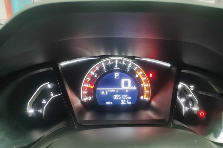 Used Honda Civic 2016 180TURBO CVT Comfort Version
