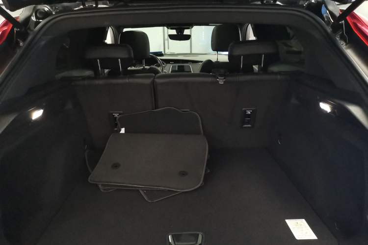 Used Cadillac XT4 2020 28T Two-Wheel Drive Tech Version
