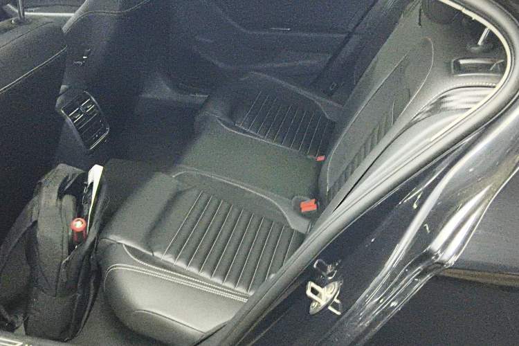 Used Volkswagen Magotan 2020 330TSI DSG Leading Model
