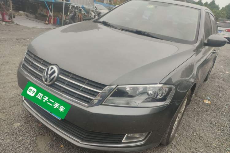 Used Volkswagen Lavida 2013 Restyled Classic 1.6L Manual Comfort Edition