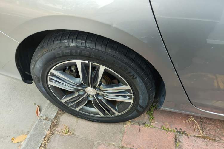 Used Peugeot 308 2016 1.6L Automatic Fashion Edition
