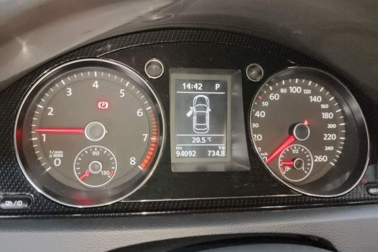 Used Volkswagen Magotan 2015 Facelift 1.8TSI Luxury Model
