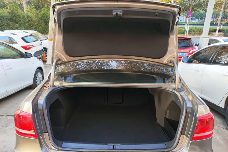 Used Volkswagen Magotan 2016 1.8TSI Smart Comfort Model