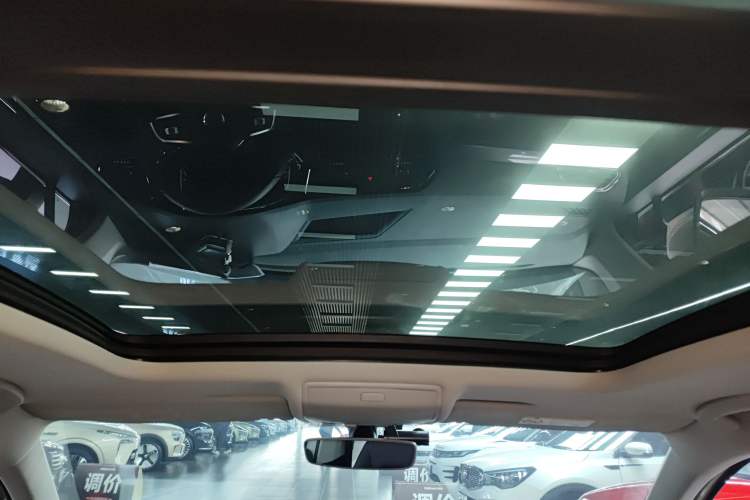 Used Volkswagen Tiguan L 2021 330TSI Automatic Two-Wheel Drive R-Line Enhanced Edition