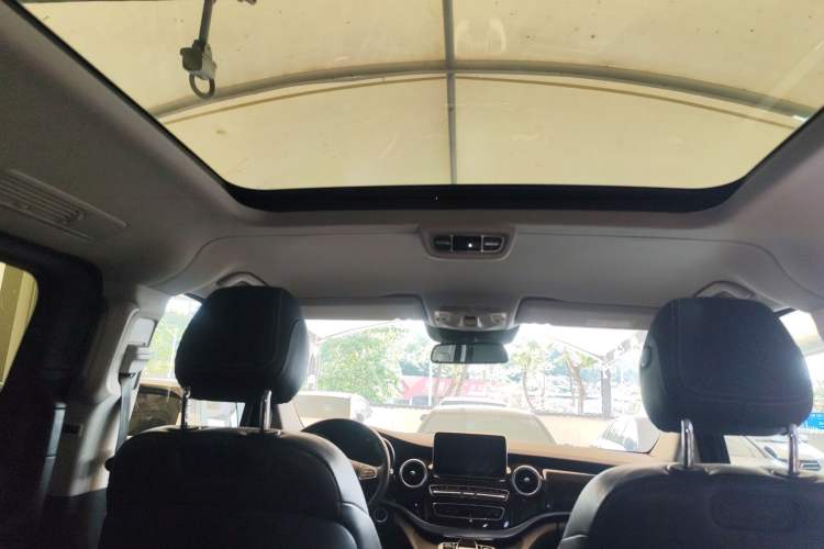 Used Mercedes-Benz V-Class 2017 V 260 Prestige Edition
