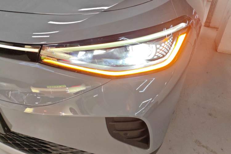 Used Volkswagen ID.4 CROZZ 2022 Long-Range Lite PRO Edition
