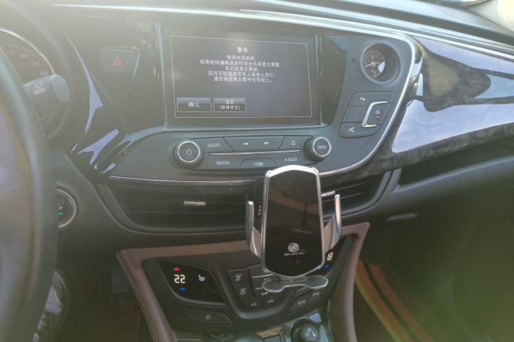 Used Buick Envision 2015 20T Four-Wheel Drive Luxury Model
