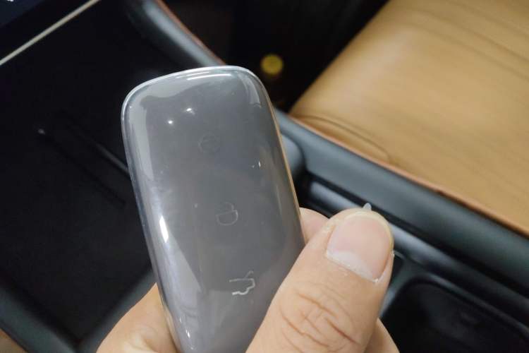 Used  L7 2023 1.5T 115 km Starship
