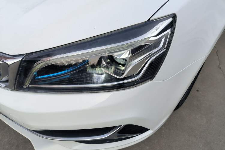 Used Geely Auto Emgrand 2019 Leading Edition 1.5L CVT Upward-Connected Model China VI Standard