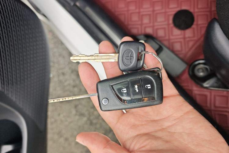 Used Toyota YARiS L Zhi Xuan 2016 Revised 1.5E CVT Charming Edition
