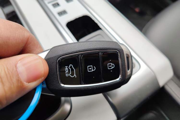 Used Hyundai ix35 2023 Musso 2.0L Deluxe Edition DLX