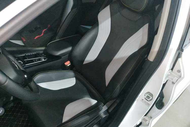 Used Geely Auto Coolray 2022 Bin Yue COOL 1.5TD DCT Hot Engine Edition
