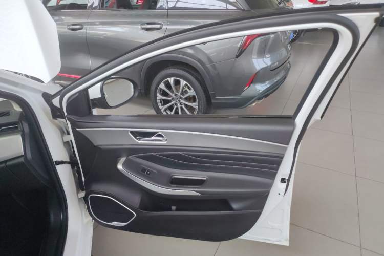 Used Chery Arrizo 5 2019 Revised PRO 1.5L CVT Youth Edition China VI Standard
