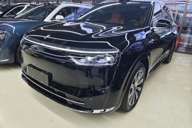 Used Hima AITO M8 2025 Extended-Range Max+ Version 53.4 kWh 6-Seater Edition