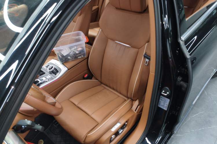 Used Hongqi H9 2022 2.0T Smart Connect Flagship Edition