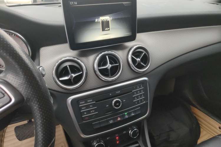 Used Mercedes-Benz GLA 2016 GLA 200 Fashion Model