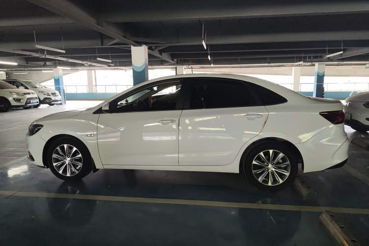 Used Chevrolet Monza 2022 320 Automatic Enjoyment Sunroof Version
