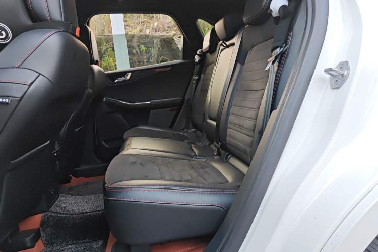 Used Ford Escape 2020 EcoBoost 245 Four-Wheel Drive ST-LINE Deluxe Edition
