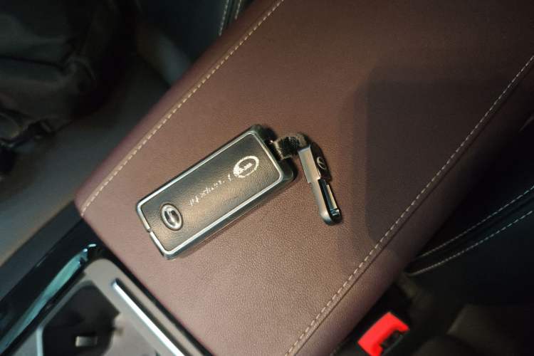 Used GAC Trumpchi M6 2023 PRO 270T DCT Luxury Edition