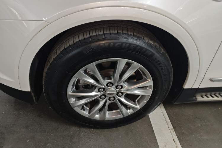 Used Cadillac XT5 2021 2.0T Two-Wheel Drive Luxury Version
