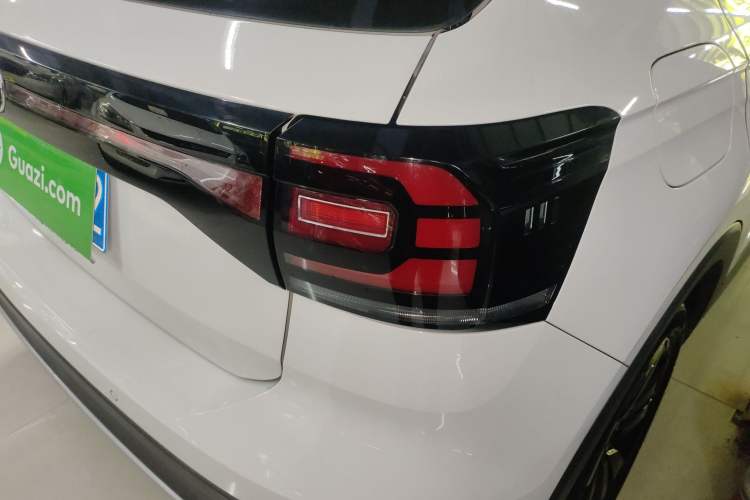 Used Volkswagen Tacqua 2020 1.5L Automatic Yue
