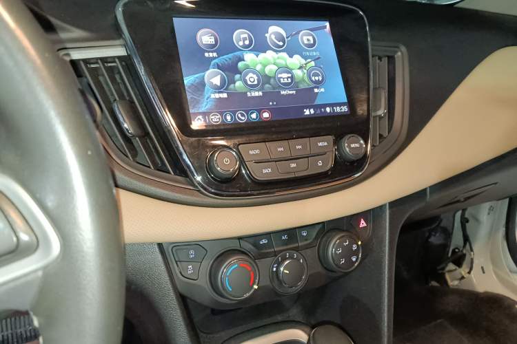 Used Chevrolet Monza 2021 320 Automatic Enjoyment Sunroof Edition
